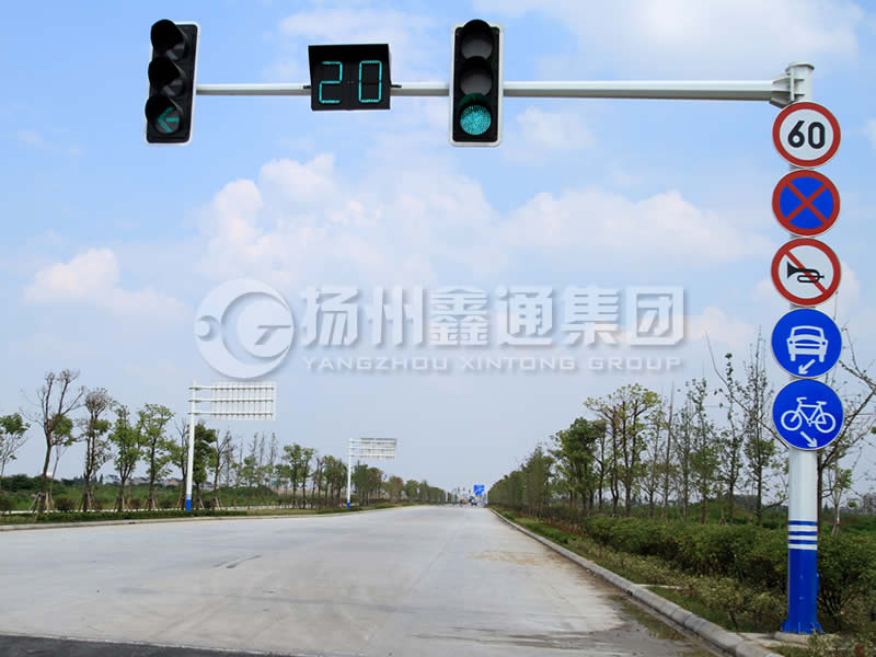 XHDG-036，八棱錐形信號(hào)燈桿